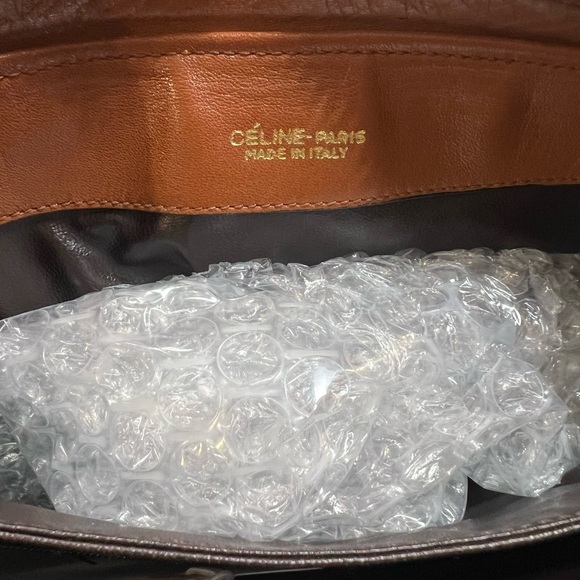 RARE Authentic vintage Celine Triomphe crossbody in suede and leather. EUC. - Picture 9 of 16